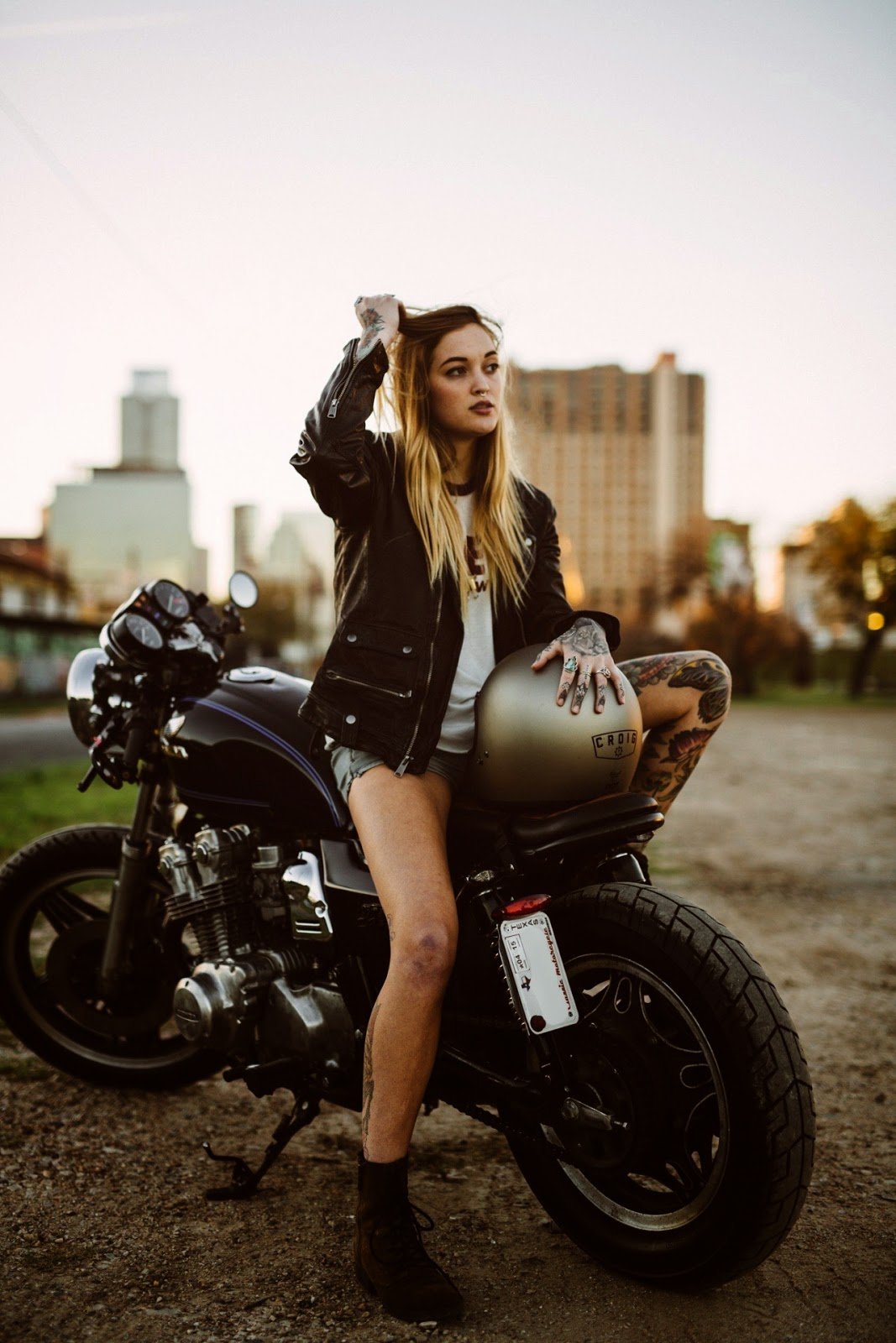 Beautiful girls and bikes in Memphis